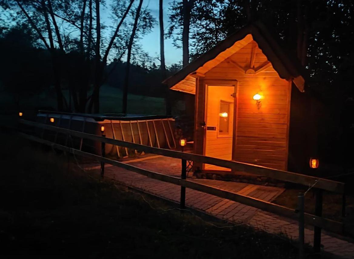 Pod Modrzewiami Villa Ciche  Ngoại thất bức ảnh